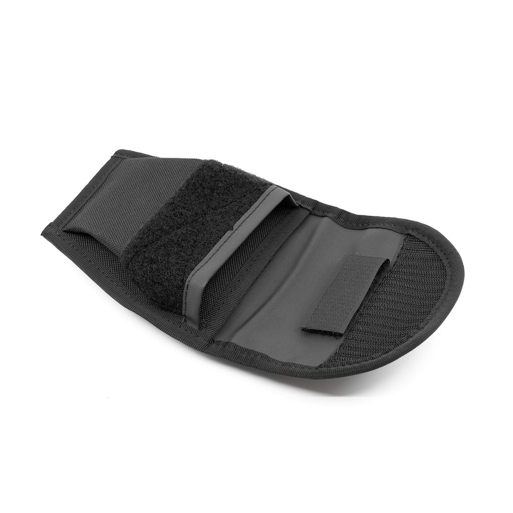 Funda DASTA para esposas de dos piezas, negra