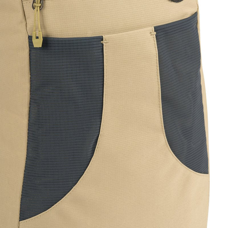 Mochila ARRAN Daysack 22 L negra vista frontal