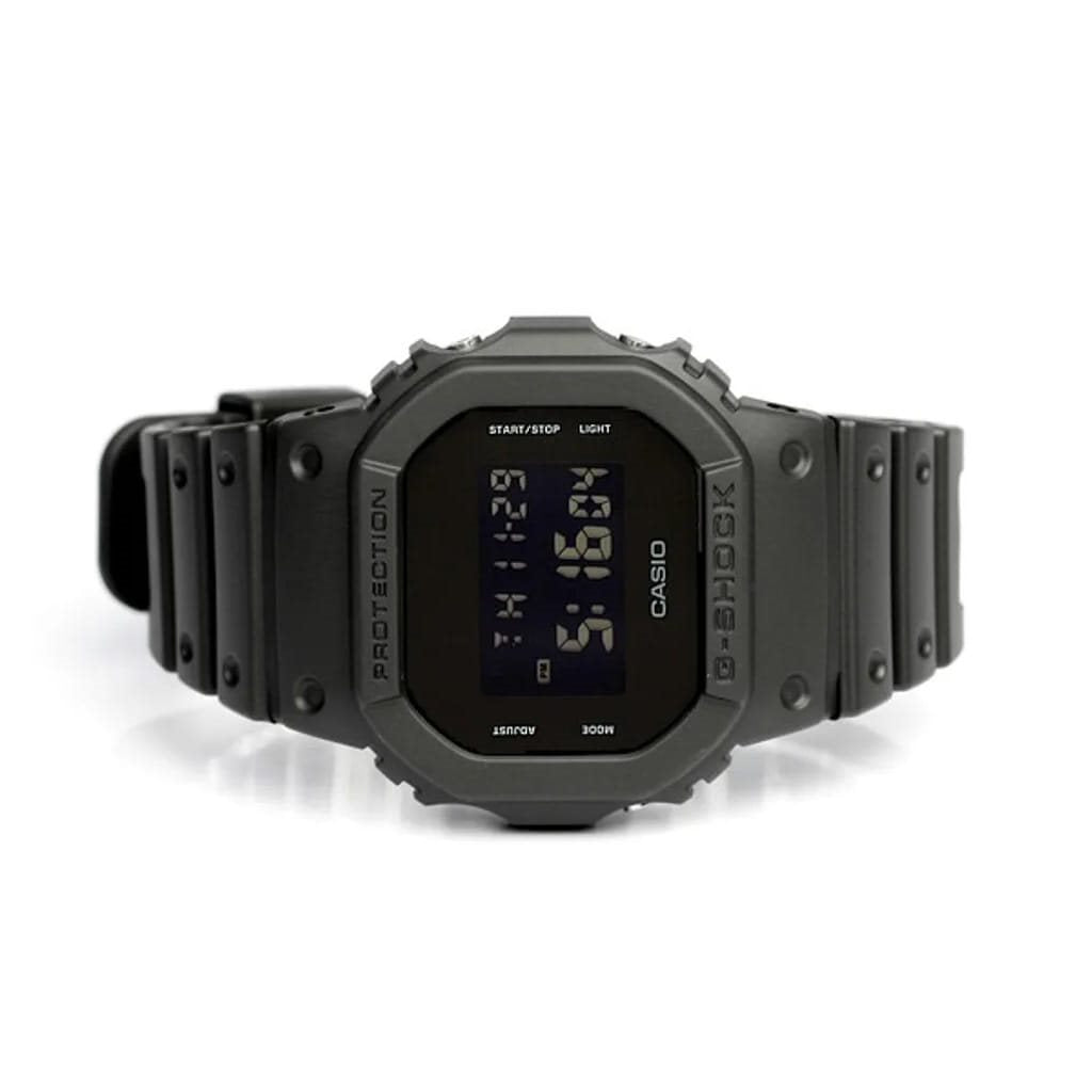 Reloj deportivo para hombre DW-5600UBB-1 negro vista frontal