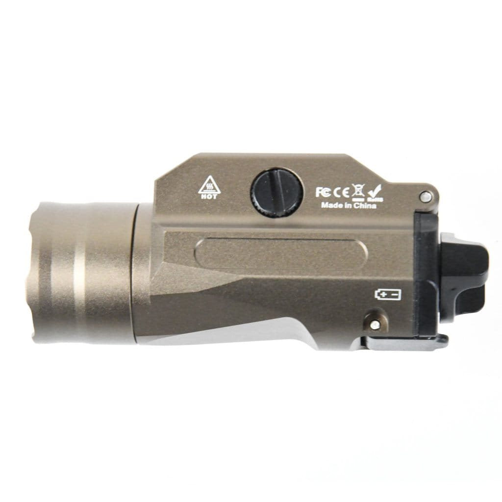 Linterna táctica DAŽBOG PT02 color khaki para pistola, aluminio CNC, IP65