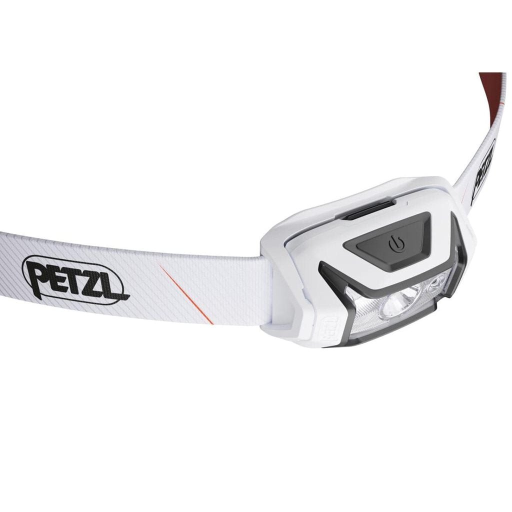 Linterna frontal TIKKA CORE 2025 negra de Petzl, 450 lúmenes, reflector fosforescente y batería CORE incluida