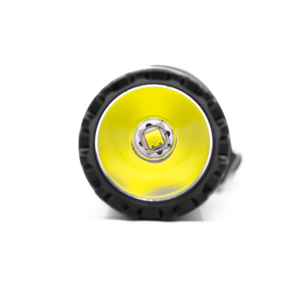 Linterna recargable E21 verde, 2000 lúmenes, alcance 322 m, aluminio 6061, IP68