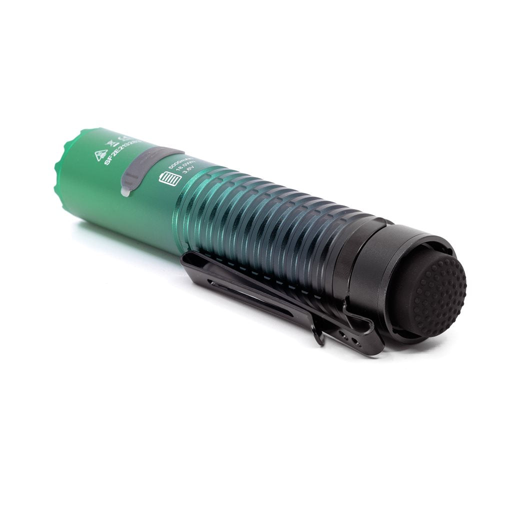 Linterna recargable E21 verde, 2000 lúmenes, alcance 322 m, aluminio 6061, IP68
