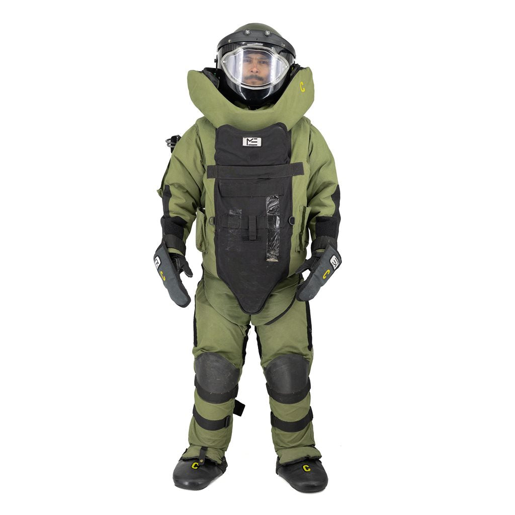Traje pirotécnico EOD 9 MED-ENG verde usado con accesorios