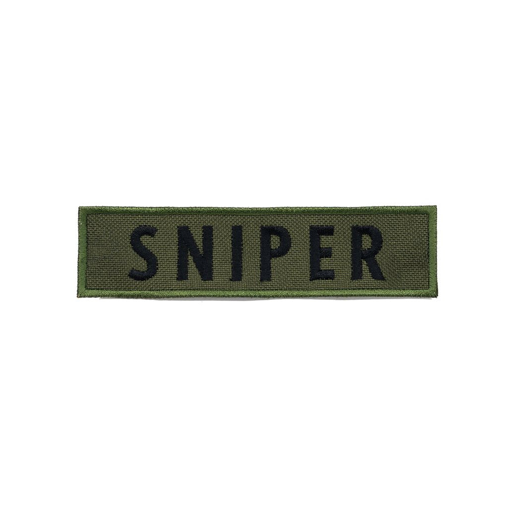 Parche SNIPER color oliv con diseño de texto 'SNIPER' y mira