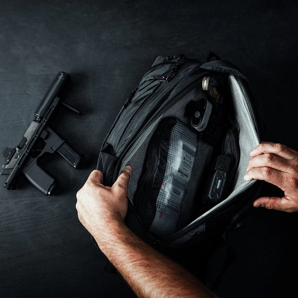 Mochila FADE TRANSPORT 18 L negra - EBERLESTOCK, variante compacta