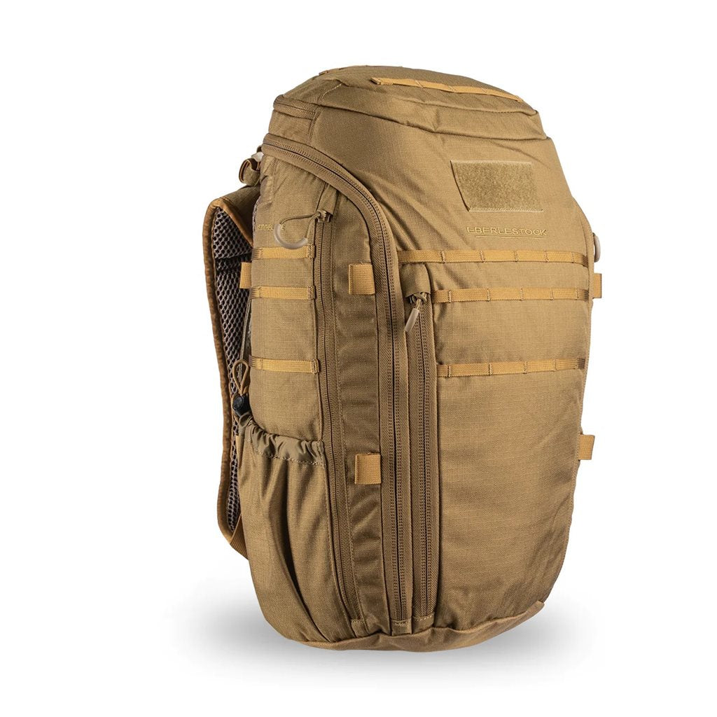 Mochila F5 SWITCHBLADE negra monocámara con portación oculta para arma corta