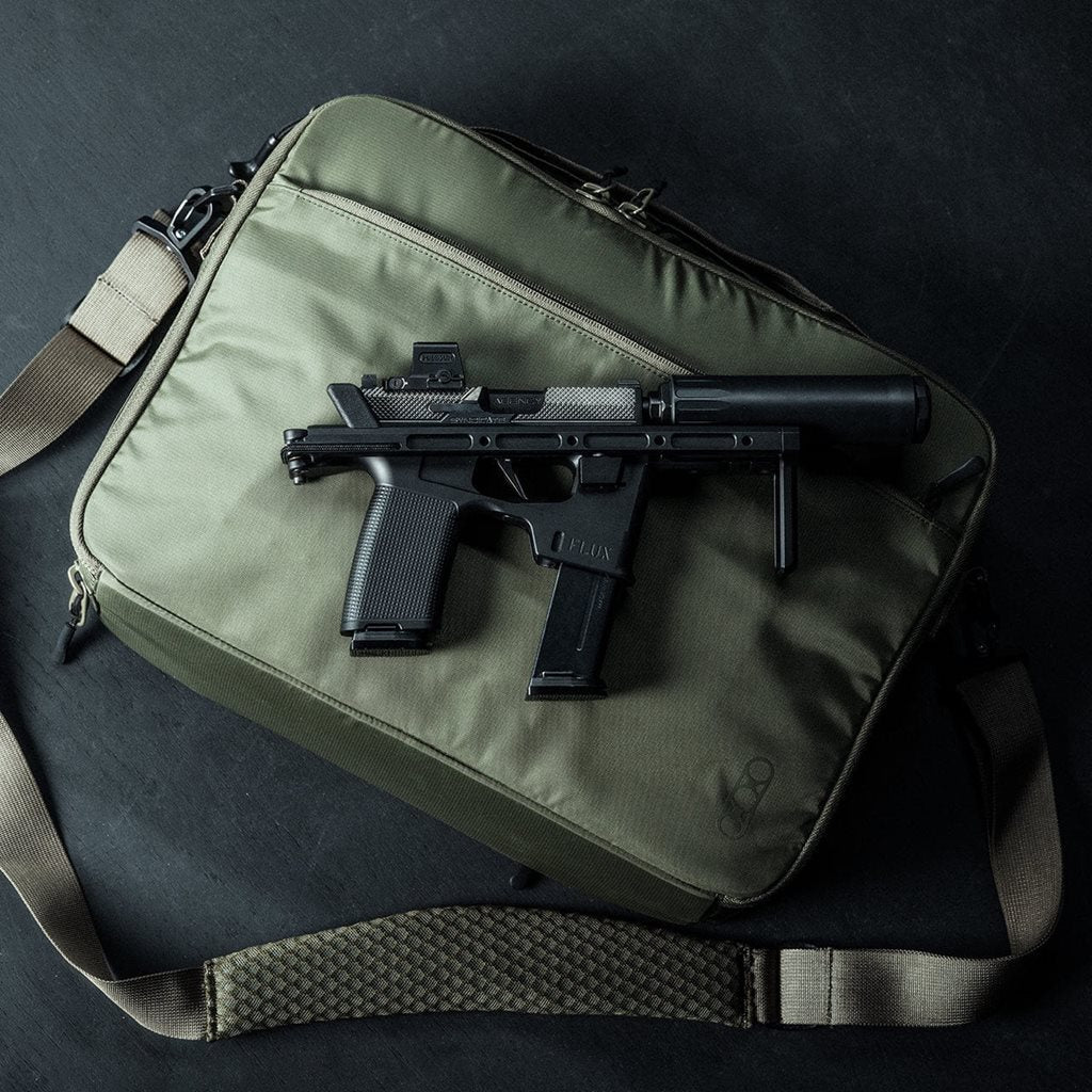 Bolsa bandolera FADE BRIEF negra Eberlestock, para portátil y porte oculto