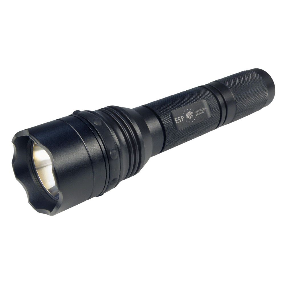 Linterna táctica HELIOS 10-37 con batería 18650 y adaptador compacto