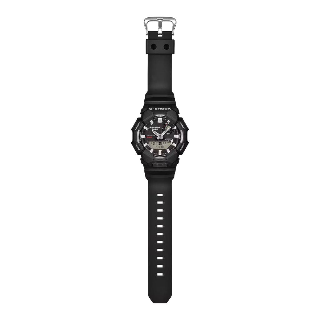 Reloj deportivo G-SHOCK GA-B010 negro en primer plano