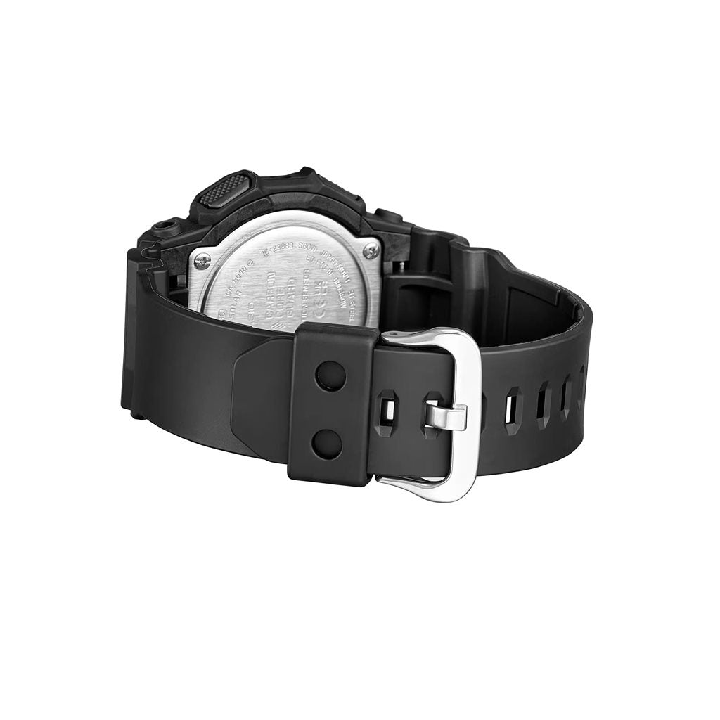 Reloj deportivo G-SHOCK GA-B010 negro en primer plano