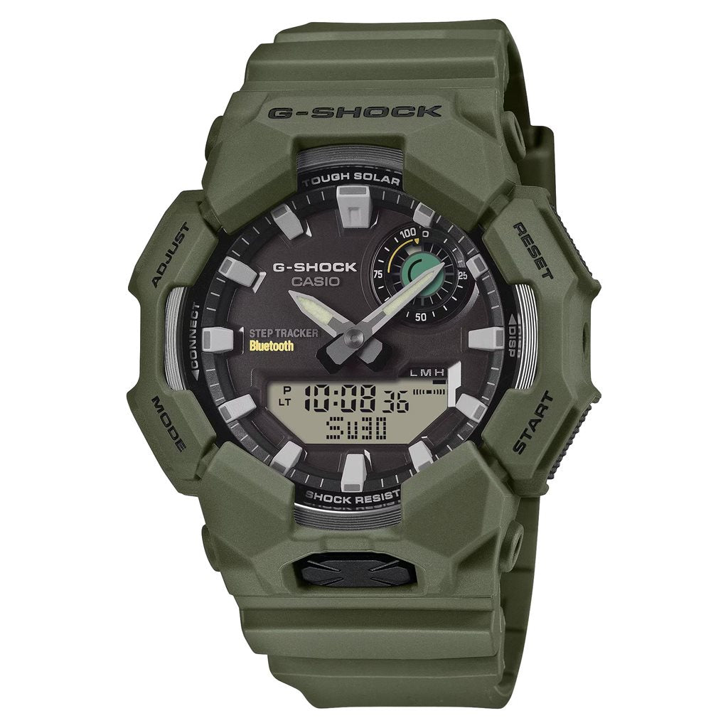 Reloj deportivo G-SHOCK GA-B010 negro en primer plano