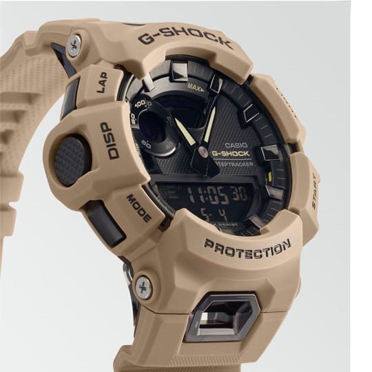 Reloj G-Shock GBA-900UU-1AER negro, vista frontal del reloj deportivo con caja y correa de resina