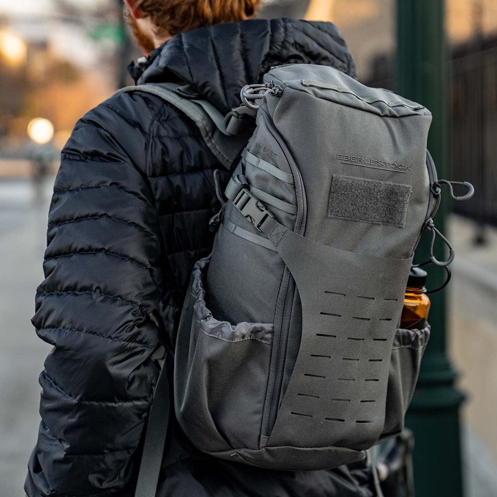 Mochila de hidratación táctica H31 BANDIT negra