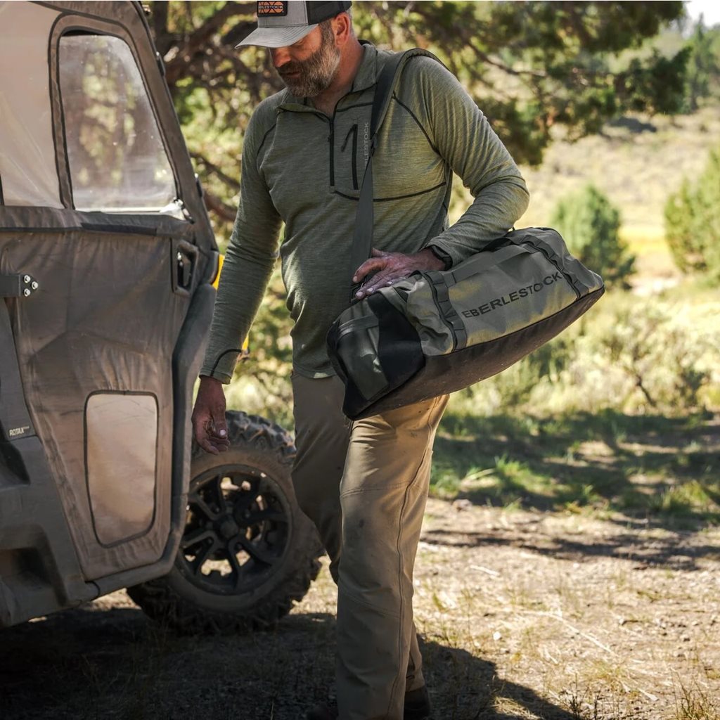 Bolsa de transporte HYLLUS 45 L impermeable; fondo y laterales en nylon 1000D TPU, cuerpo en 500D rip-stop TPU