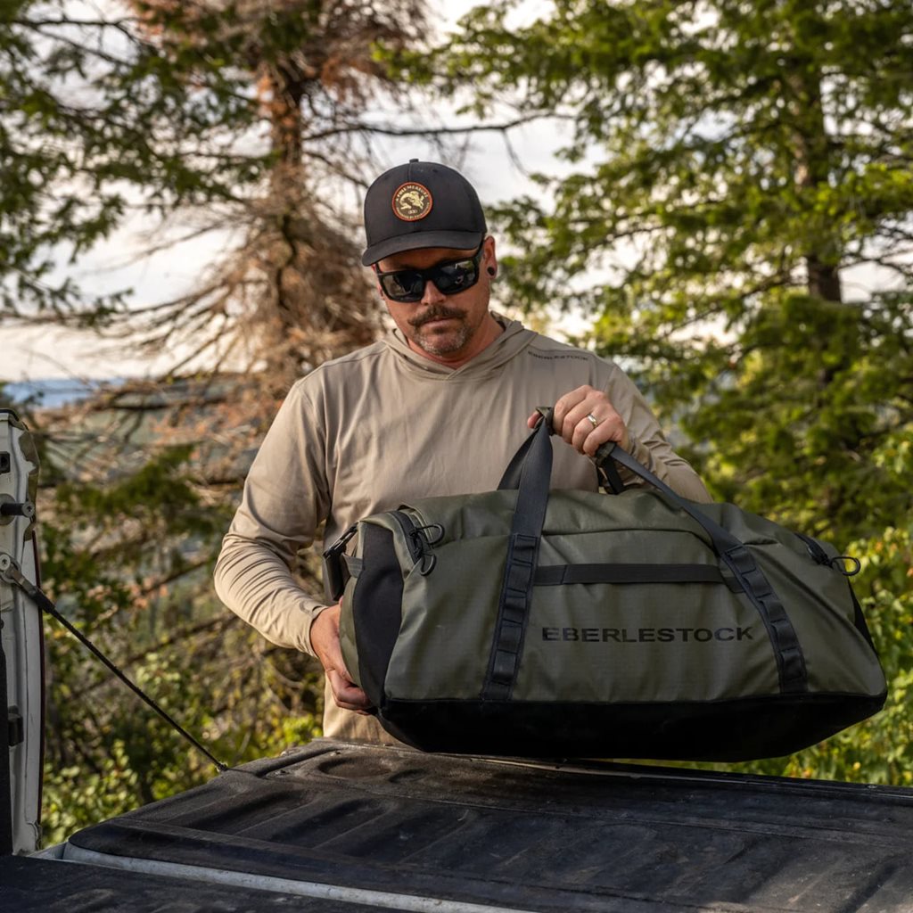 Bolsa de transporte HYLLUS 45 L impermeable; fondo y laterales en nylon 1000D TPU, cuerpo en 500D rip-stop TPU