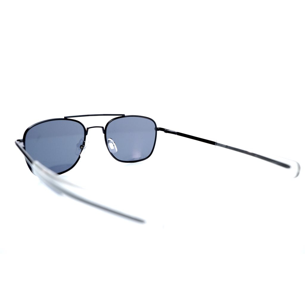 Gafas de sol polarizadas HUMVEE 57 mm negras con lentes ahumadas