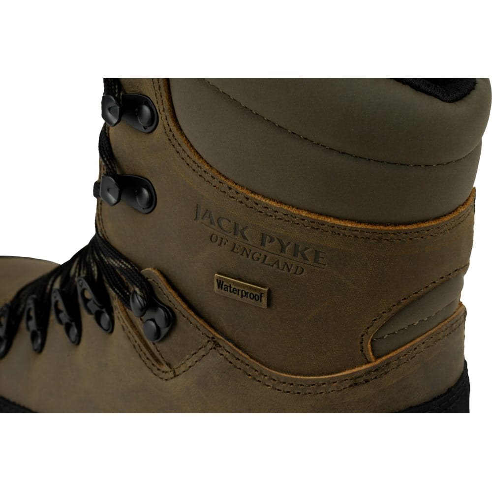 Botas altas HUNTERS de cordones color marron
