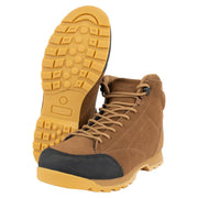Botines LOWLAND marrón y negro de ante con cordones y forro impermeable APA