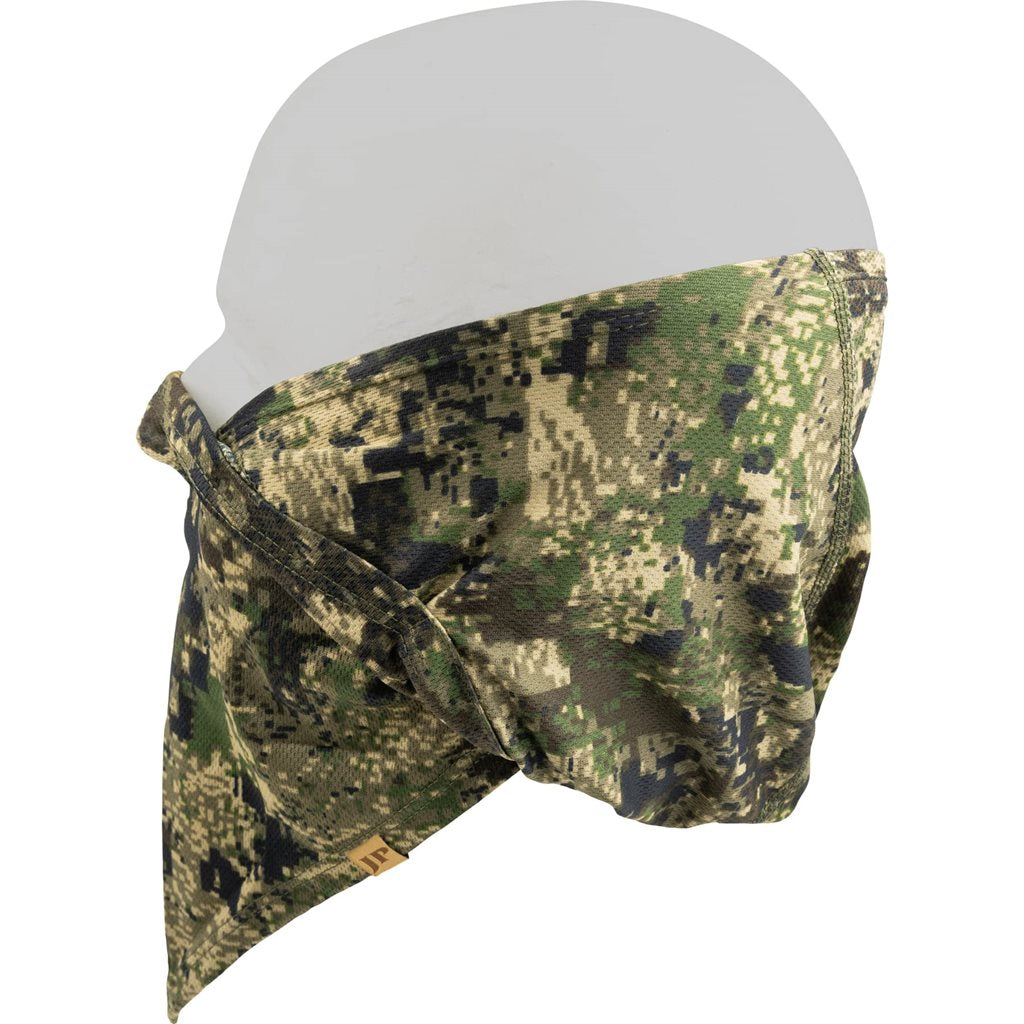 Pasamontañas STEALTH ligero con estampado distintivo.