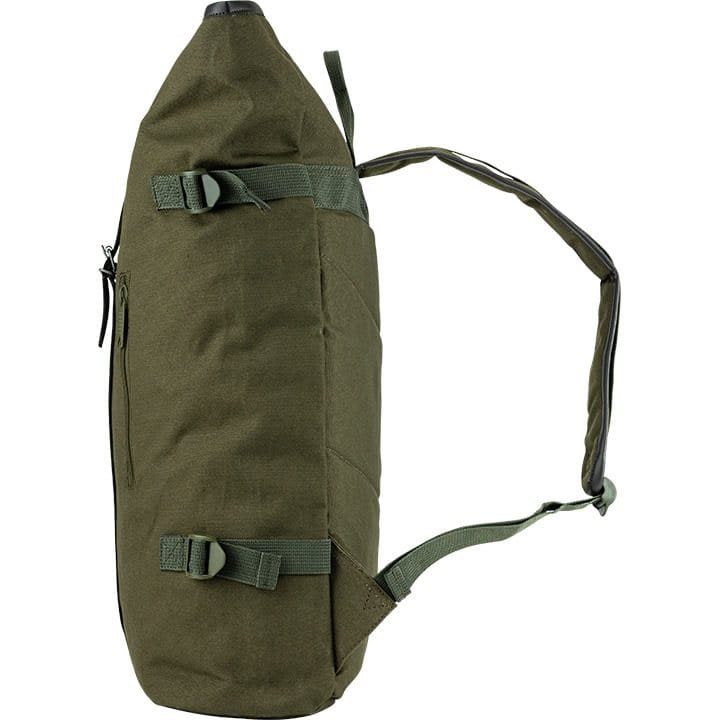 Mochila Fold Top de lona marrón con cierre superior plegable, vista frontal