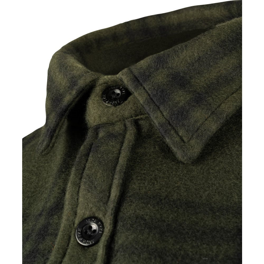 Camisa polar fleece verde a cuadros con cierre de botones y bolsillos de pecho