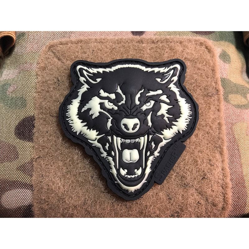 Parche plástico 3D lobo aullando con velcro, aprox. 70 x 670 mm