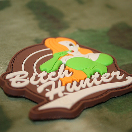 Parche plástico VELCRO 'BITCH HUNTER' Multicam, aprox. 8x8 cm