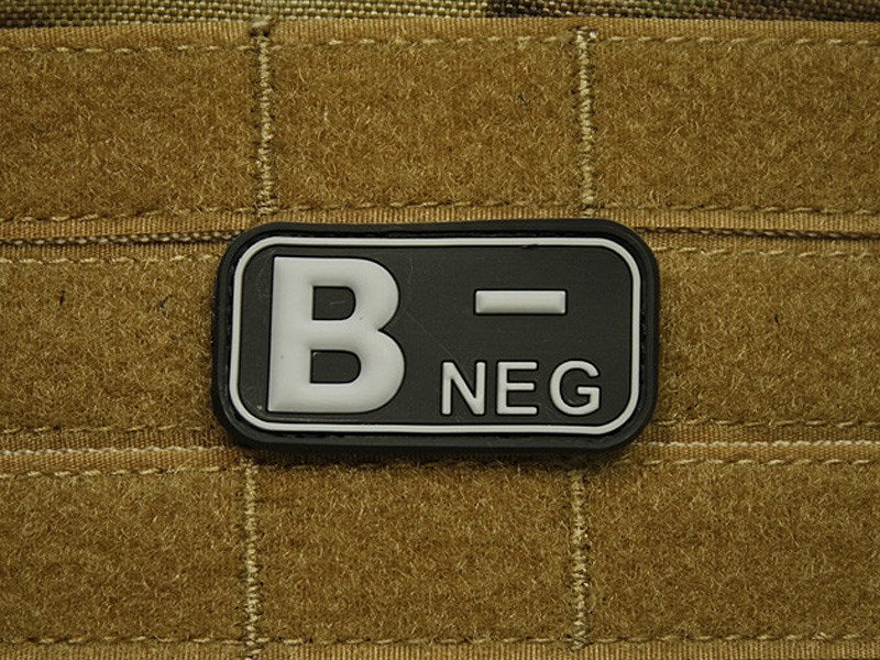 Parche plástico con velcro KREV B- negro SWAT, identificación de grupo sanguíneo