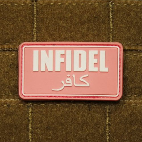 Parche INFIDEL de plástico desierto para velcro, 5 x 3 cm