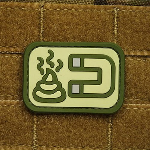 Parche plástico SHIT MAGNET Desert 5 x 3,5 cm con velcro