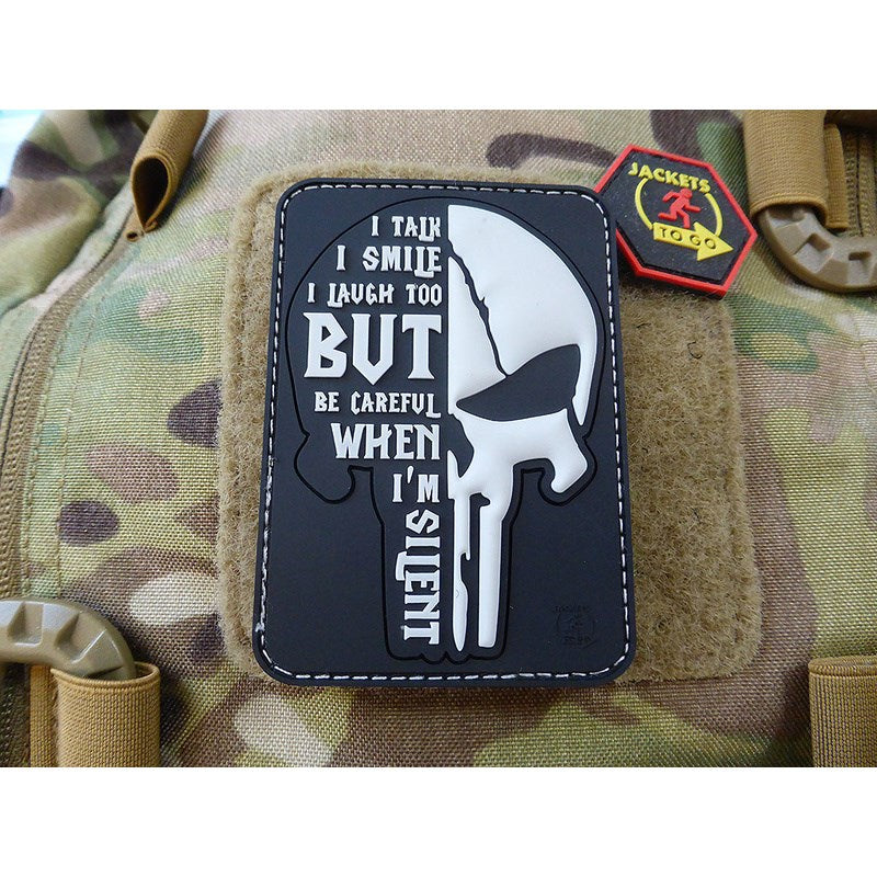 Parche plástico SILENT PUNISHER con velcro, borde cosido blanco, diseño 3D, 8,8 x 6,2 cm