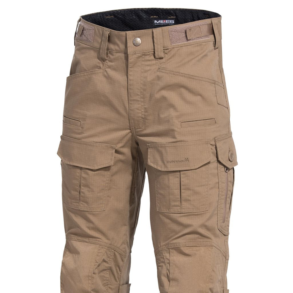 Pantalones tácticos WOLF COYOTE de PENTAGON TACTICAL