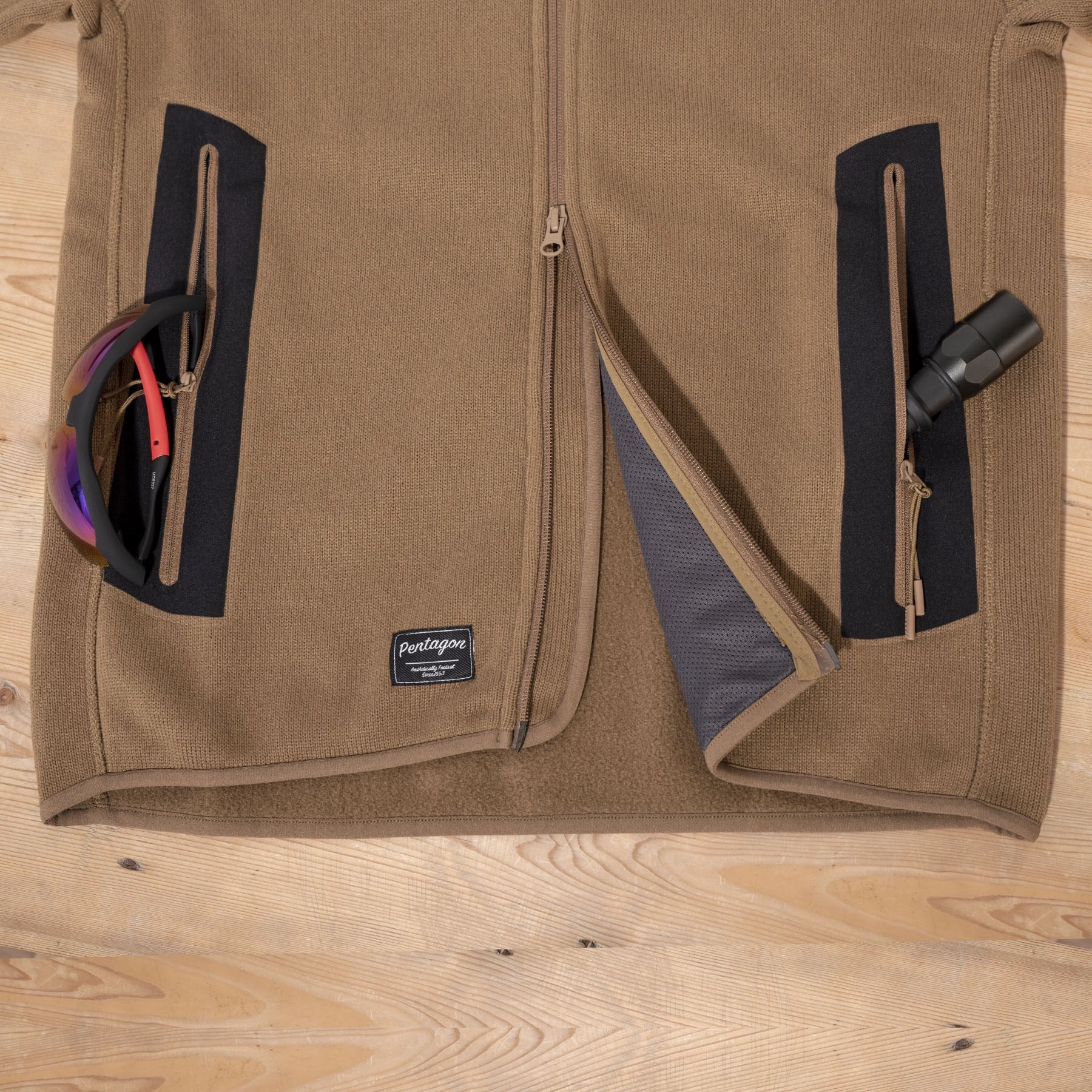 Chaqueta fleece Pentagon Falcon Pro Polartec® color coyote con capucha y 3 bolsillos