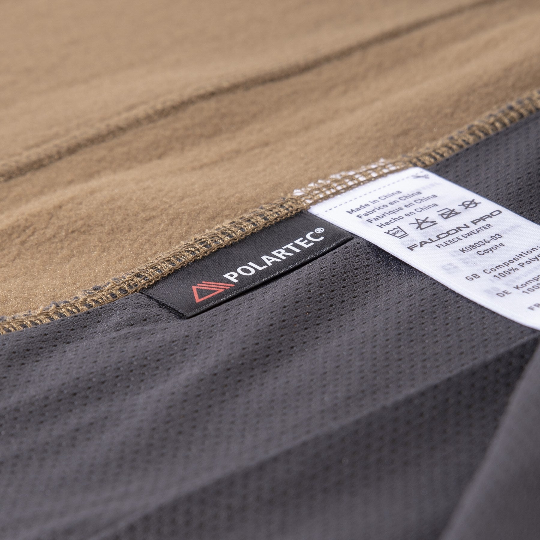 Chaqueta fleece Pentagon Falcon Pro Polartec® color coyote con capucha y 3 bolsillos
