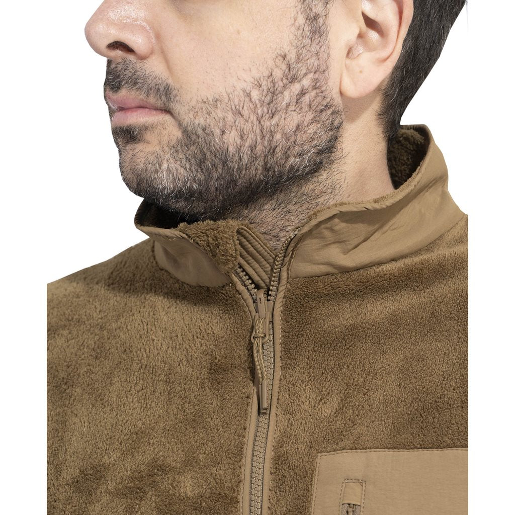 Sudadera GRIZZLY Full-Zip Coyote en forro polar de poliéster, cálida con refuerzos de nylon en antebrazos y codos