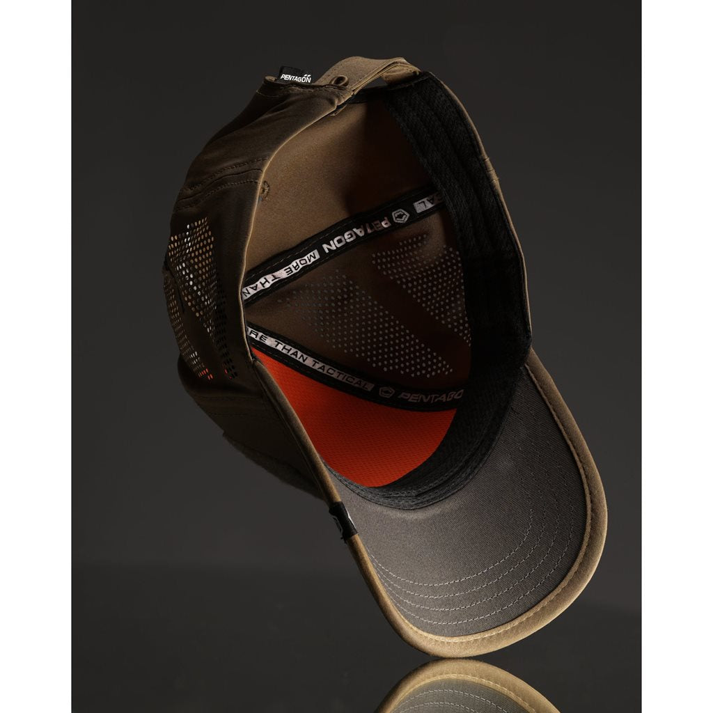 Gorra táctica AEOLUS negra con orificios láser