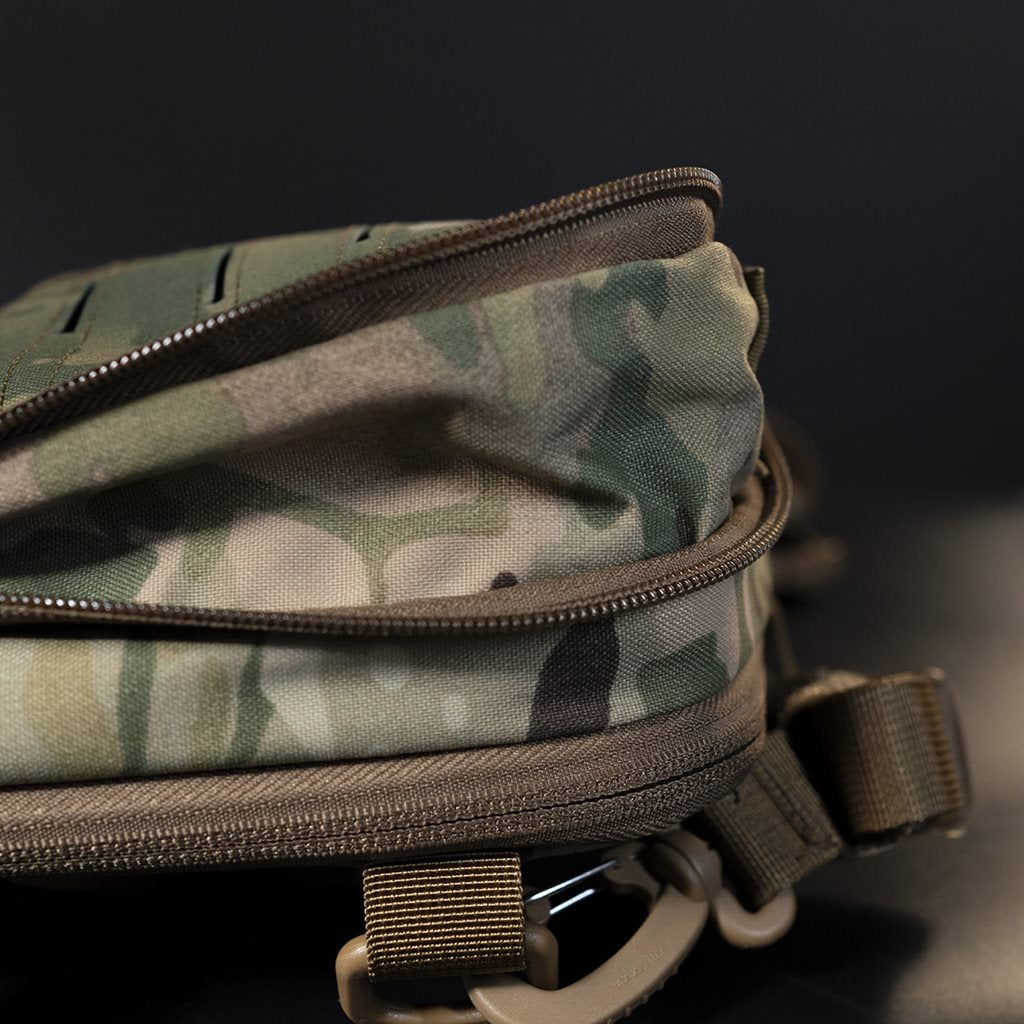 Mochila QUICK BAG compresible 5-17l mostrada en fotografía