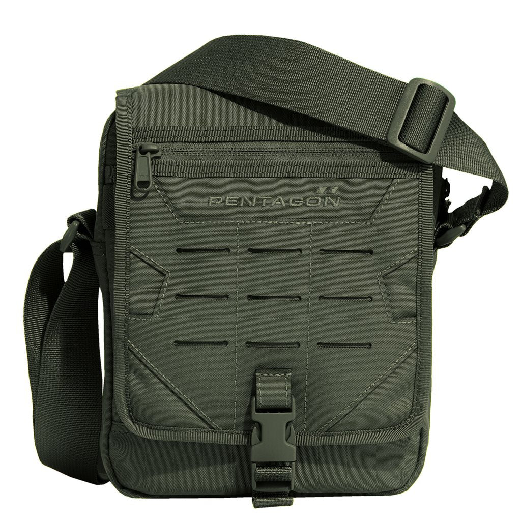 Bolsa messenger táctica PENTAGON negra, vista frontal mostrando correa y compartimento principal