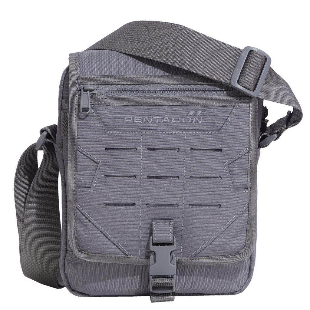 Bolsa messenger táctica PENTAGON negra en poliéster 640D con compartimento acolchado y organizador