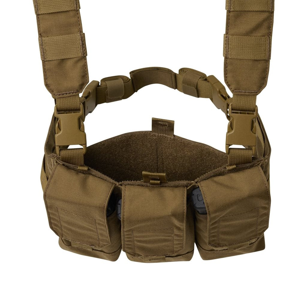 Chaleco chest rig CHICOM Cordura negro con tres bolsas para cargadores AR/AK