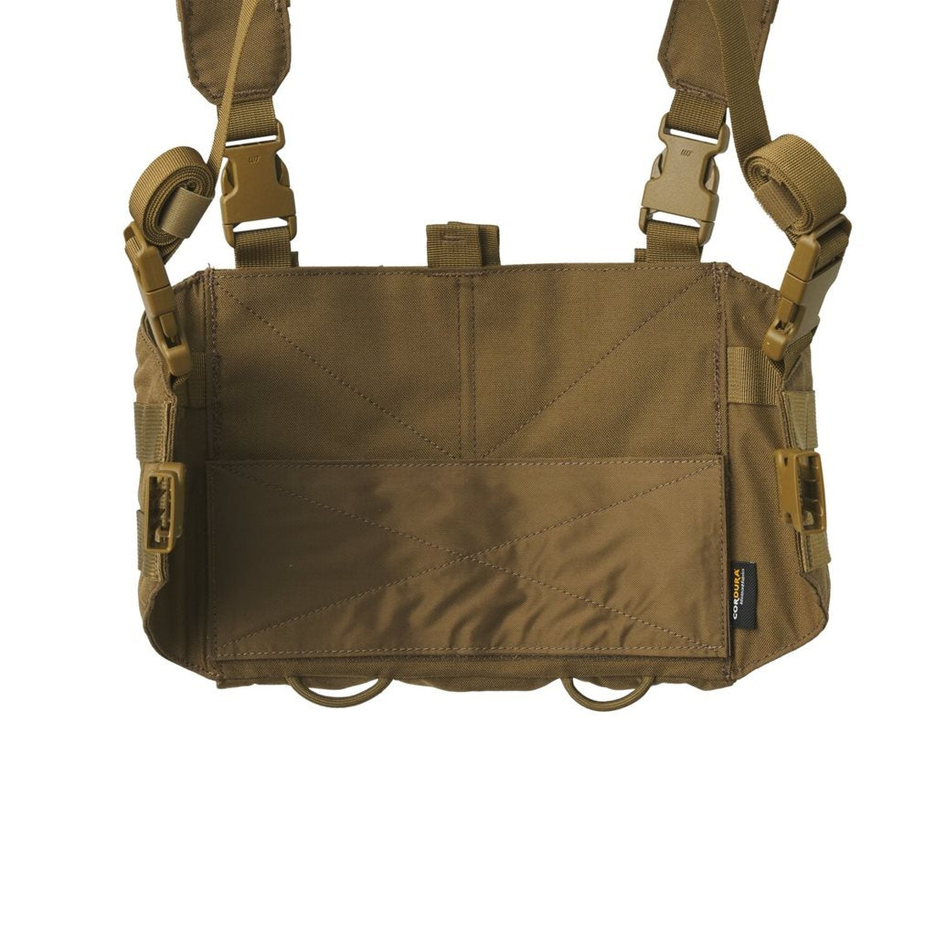 Chaleco chest rig CHICOM Cordura negro con tres bolsas para cargadores AR/AK