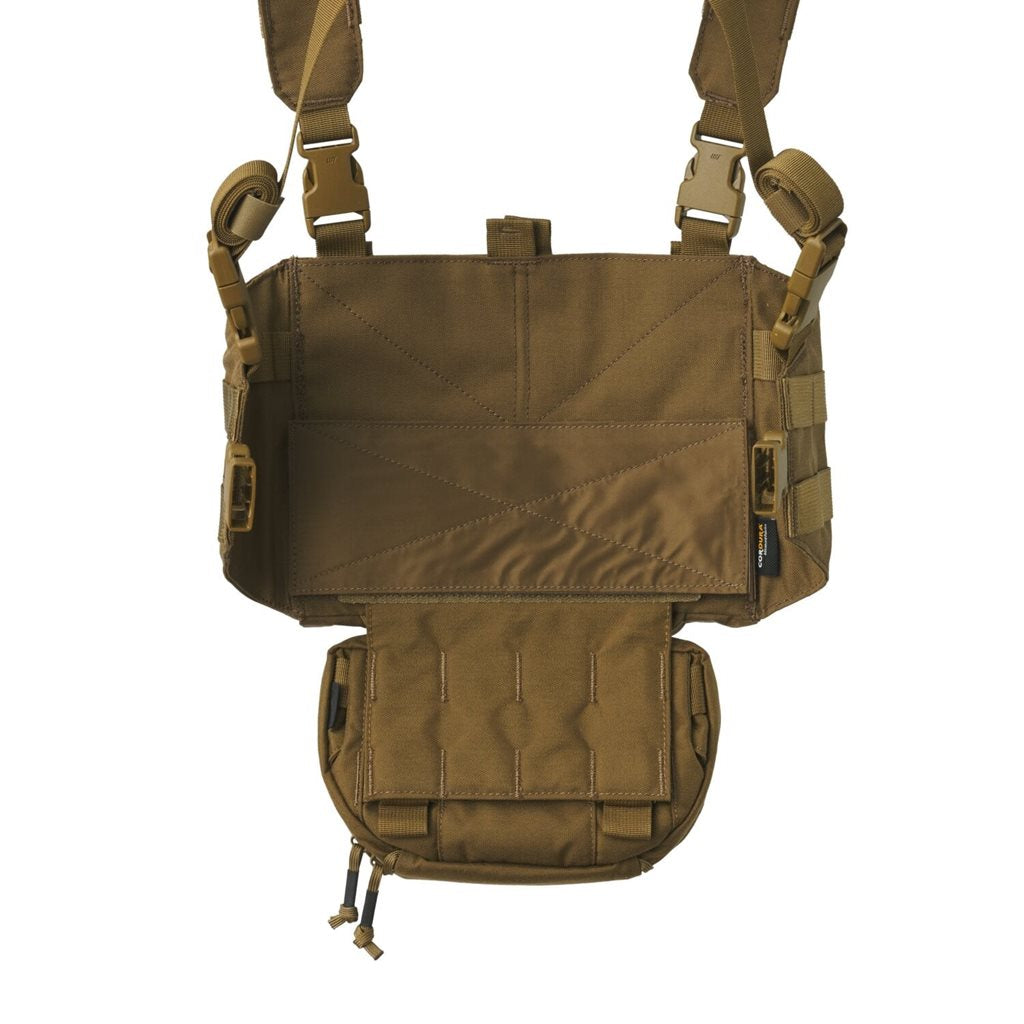 Chaleco chest rig CHICOM Cordura negro con tres bolsas para cargadores AR/AK