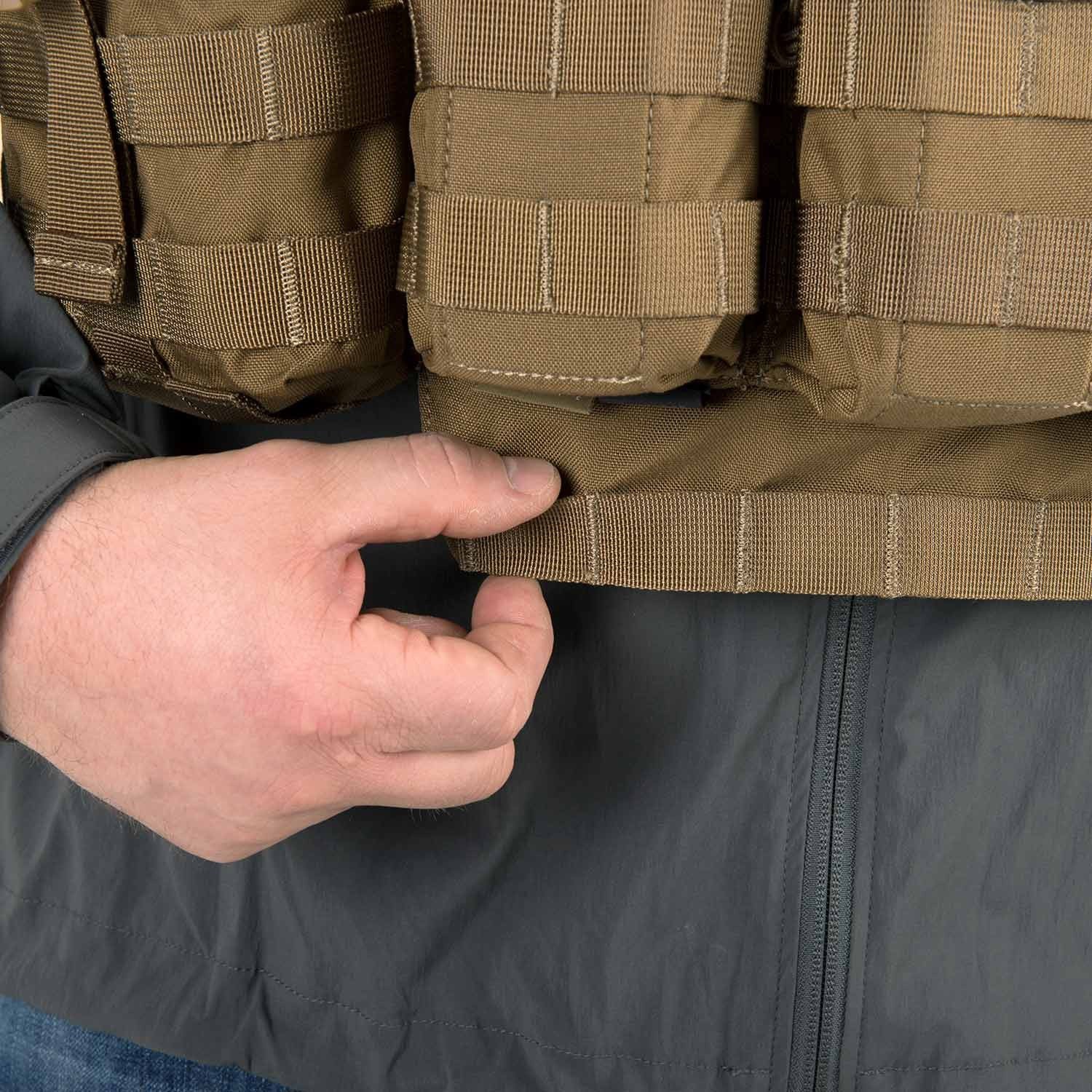 Chest Rig GUARDIAN Cordura Verde, pechera táctica con varias bolsas portacargadores y fundas universales