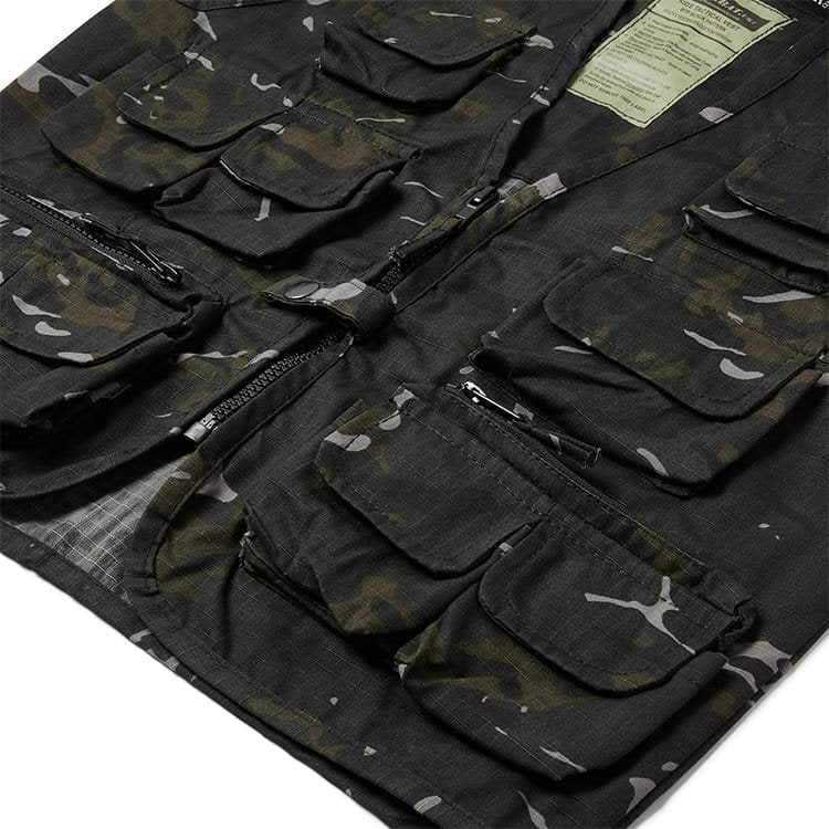 Chaleco táctico infantil camuflaje BTP tonos oscuros, 11 bolsillos, rip-stop