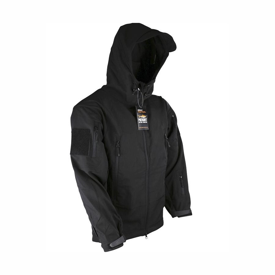 Chaqueta softshell Tactical Patriot camuflaje, vista frontal con capucha y bolsillos con cremallera