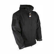 Chaqueta Softshell Tactical Patriot negra vista frontal con capucha y bolsillos con cremallera