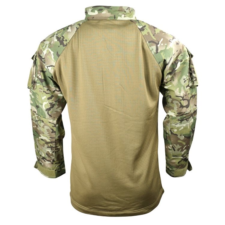 Camisa táctica UBACS FLEECE en rip-stop con mangas raglán, bolsillos en hombros y refuerzos en codos y hombros