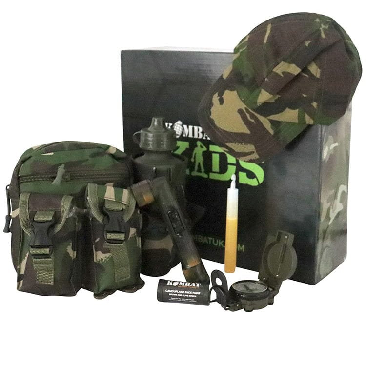 Set JUNIOR CLASSIC EXPLORER Gen. II DPM: riñonera, linterna, brújula, pinturas de camuflaje, gorra y luz química