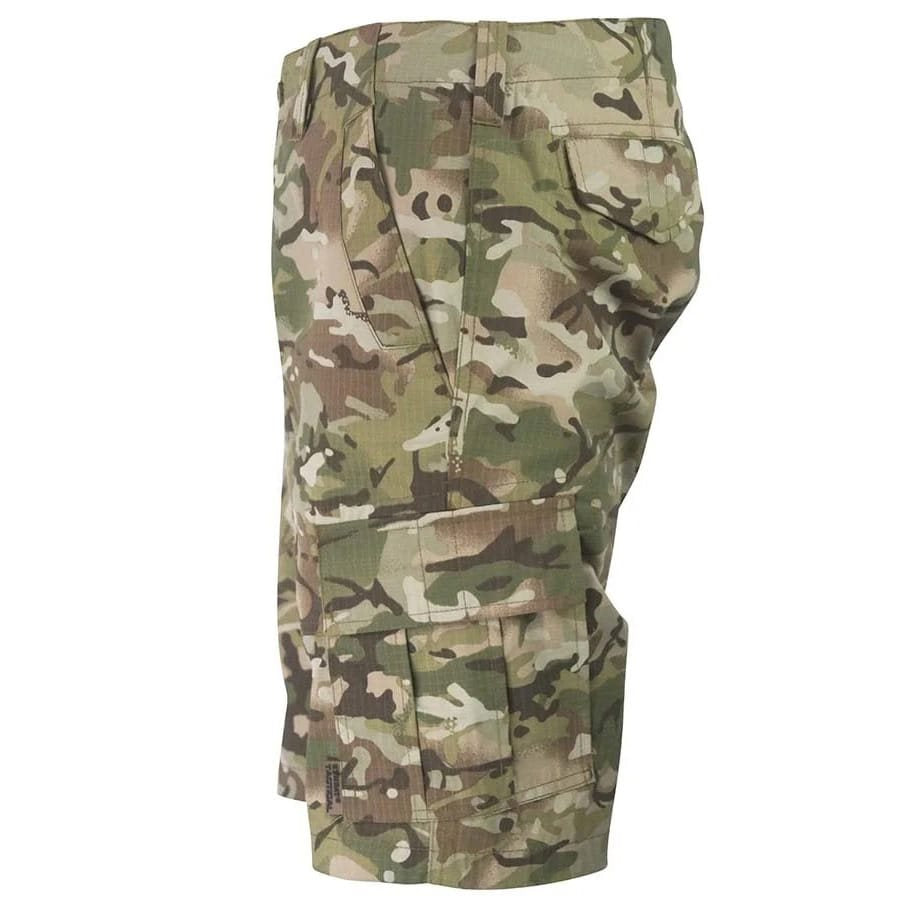 Shorts RECON CARGO en tejido policoton rip-stop, estilo cargo resistente